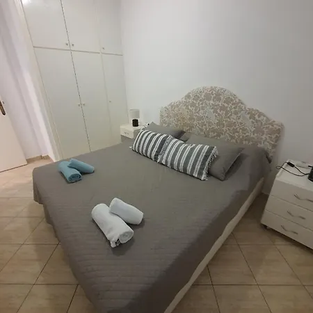 Apartment Mezoneta Fokea *